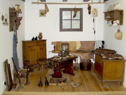 Ševcovská dílna (Foto: www.muzeum-zlin.cz)