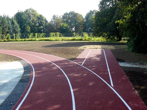 Hřiště u ŽŠ Trávníky (Foto: Město Otrokovice)