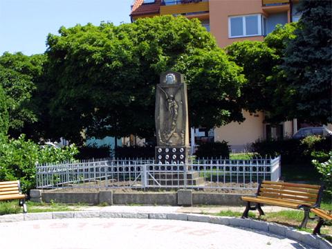 Památník obětem 1. světové války v Otrokovicích (Foto: archiv)