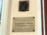 Pamětní tabulka Nejkrásnější nádraží ČR 2011 (Foto: Město Uherské Hradiště)