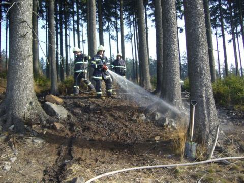 Lesní požár (Foto: www.hzszlk.eu)