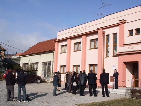 Sokolovna v Polešovicích (Foto: Palickap www.wikimedia.org)