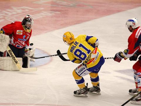 PSG Zlín vs. HC ČSOB Pojišťovna Pardubice (Foto: www.hokej.zlin.cz)