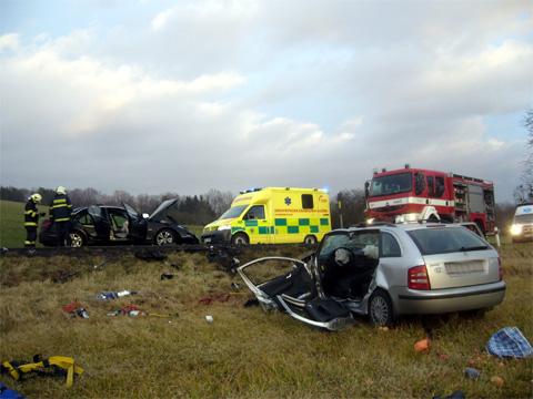 Hromadná nehoda u Poličné (Foto: HZS ZK)