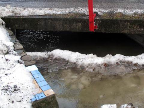 Hladiny toků na Rožnovsku se zatím nezvedají (Foto: Hasiči Rožnov)