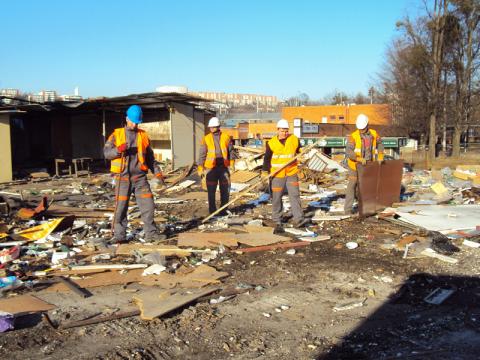 Ruiny bývalé vietnamské tržnice míří do zapomnění (Foto: Agentura Čada)