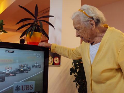 Paní Staroveská fandí Michaelu Schumacherovi (Foto: Agentura Čada)