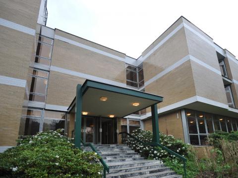Rehabilitační pavilon v novém (Foto: Lázně Luhačovice a.s.)