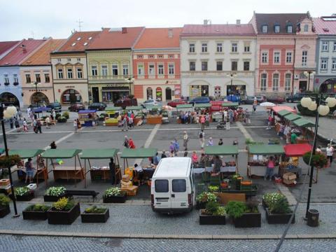 Farmářské trhy (Foto: Město Valašské Meziříčí)