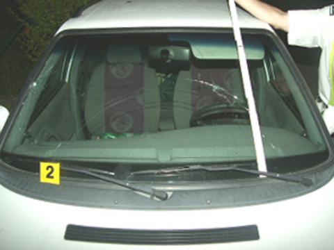 Rozbité čelní sklo (Foto: Policie ČR)