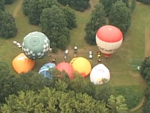 Kamera Zlin.cz se vznáší v balonu (Foto: Agentura Čada)