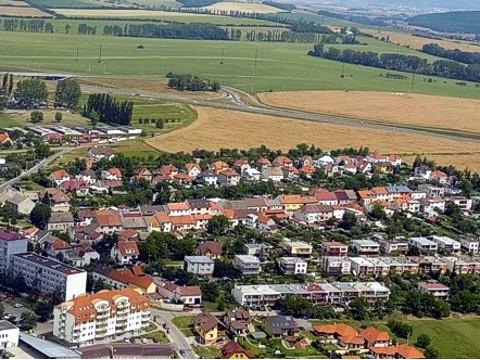 Letecký snímek Otrokovic (Foto: www.otrokovice.cz)
