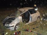 U Machové na Otrokovicku havarovalo auto (Foto: HZS Zlínského kraje)