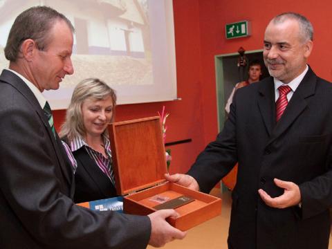 Jindřich Ondruš (vpravo) (Foto: Zlínský kraj)