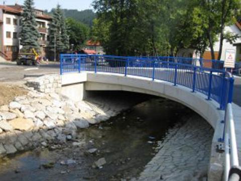 Nový most v Hovězí (Foto: ŘSZK)