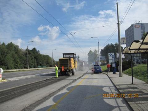 Frézování vozovky začalo 20. září ve Zlíně-Loukách (Foto: DSZO)