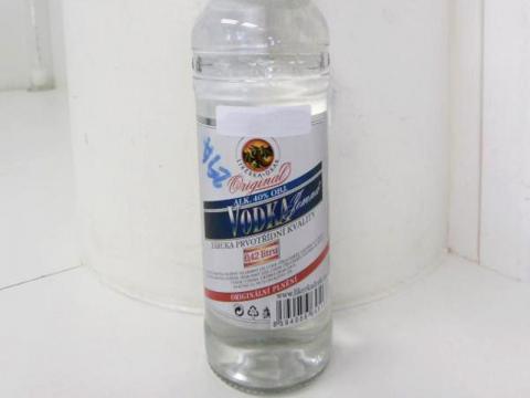 Vodka jemná obsahující nebezpečný metanol (Foto: SZPI)