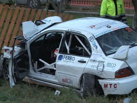 Havarovaný automobil (Foto: Zlin.cz)