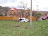 Havarované auto (Foto: HZS Zlínského kraje)