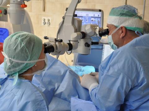 Vidí i na třetí vzdálenost (Foto: Zlin.cz)