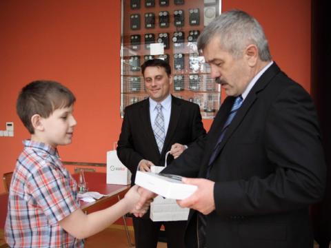 Vylosovaný výherce tabletu Dalibor Kučera (Foto: Petr Zákutný)