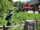Řidič skončil s rozbitou hlavou (Foto: www.hzszlk.eu)