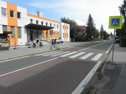 Přechod dostane bezbariérové úpravy a osvětlení (Foto: MěÚ Valašské Klobouky)