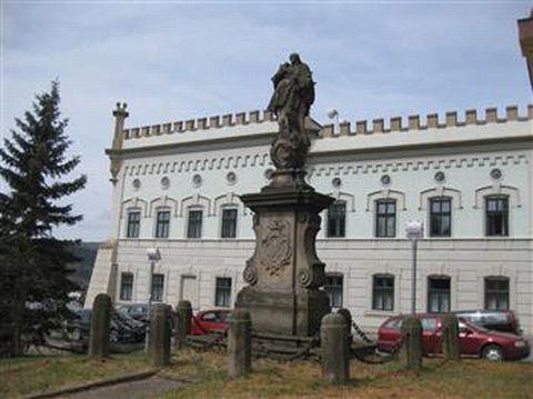 Socha Jana Nepomuckého (Foto: Město Vsetín)