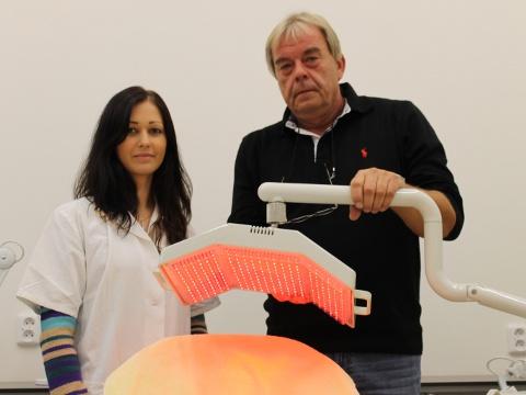 doc. Rahula Janiš s ing. Andreou Zapletalovou (Foto: Zlin.cz)