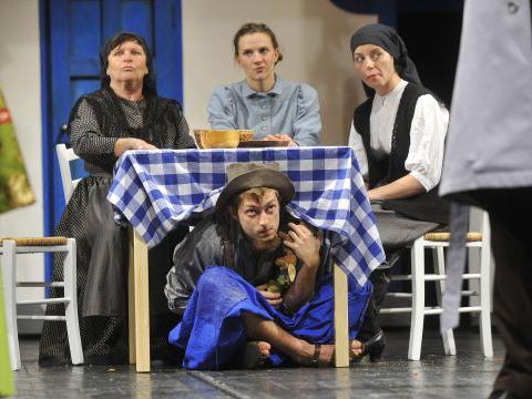 Milena Marcilisová v muzikálu Řek Zorba (Foto: Městské divadlo Zlín)