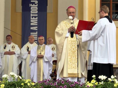 Národní pouť na Velehradě (Foto: Zlin.cz) Národní pouť na Velehradě (Foto: Zlin.cz)