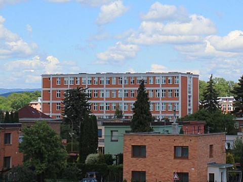 Základní škola Mánesova v Otrokovicích (Foto: www.zsotrman.cz)