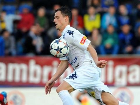 Diviš v zápase s Jabloncem (Foto: www.fcslovacko.cz)
