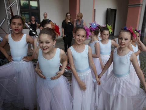 Závěrečné vystoupení - ilustrační foto (Foto: www.b-artskola.cz)