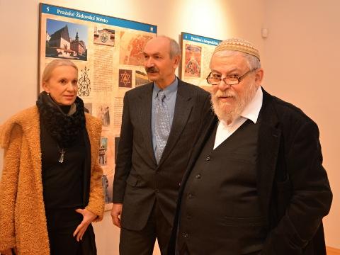 Y. Wojaczková, J. Vrátník a K. Sidon (Foto: MěÚ Valašské Meziříčí)