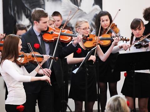 Smyčcový orchestr ZUŠ z Valašského Meziříčí (Foto: MěÚ Valašské Meziříčí)