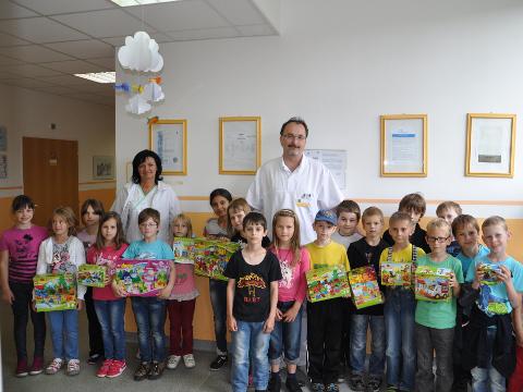 Děti ze ZŠ Trávníky (Foto: Vsetínská nemocnice a.s.)