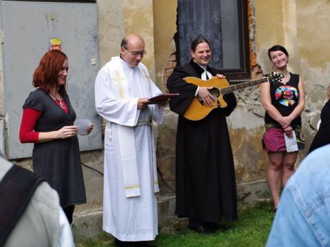 Faráři Daniel Heller a Pavel Stefan (Foto: MÚ Valašské Meziříčí)