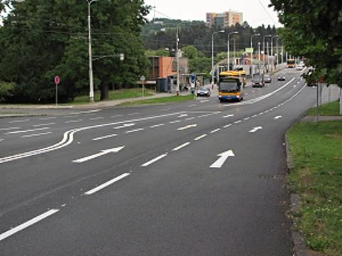 Opravená Gahurova ulice (Foto: ŘSZK)