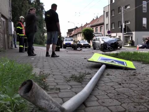 Nehoda v centru Zlína (Foto: Zlin.cz)