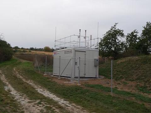 Monitorovací stanice kvality ovzduší Těšnovice (Foto: portal.chmi.cz)