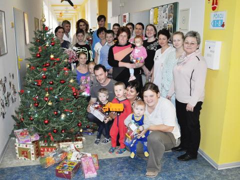 Vánoční strom nemocnice (Foto: nemocnice UH)