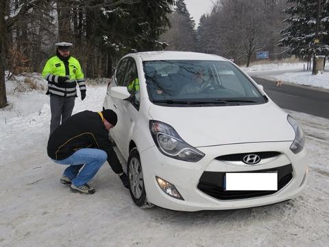 Preventivní akce - Řidiči máte přezuto? (Foto: Policie ČR)