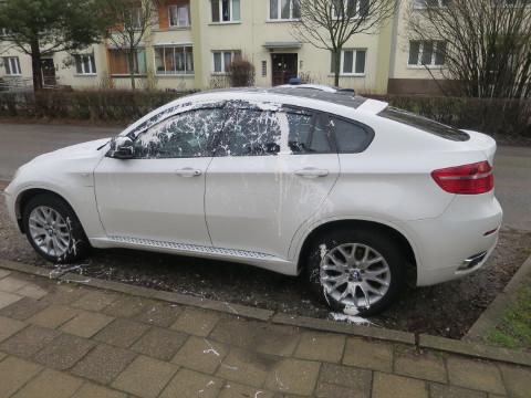 Poškozený automobil (Foto: KRPZ)