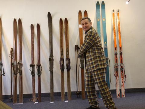 Výstavu si prohlédl i starosta Jiří Čunek (Foto: MěÚ Vsetín)