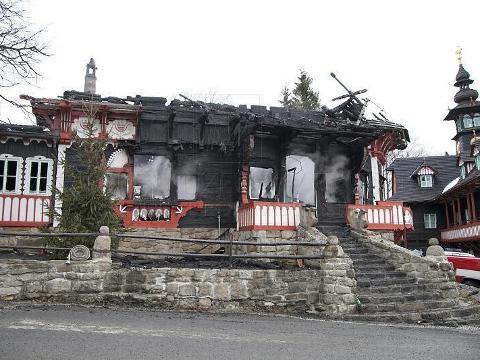 Chata Libušín po požáru (Foto: Valašské muzeum v přírodě)