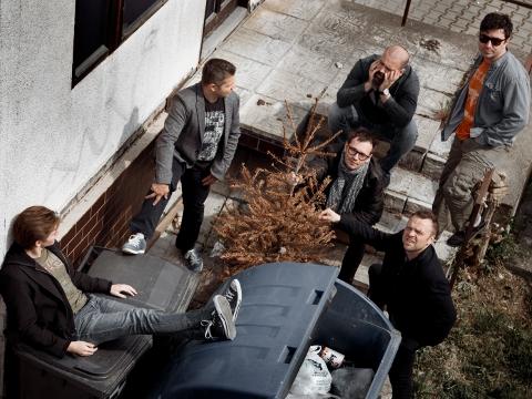 Večer na psích dostizích (Foto: Marek Malůšek)