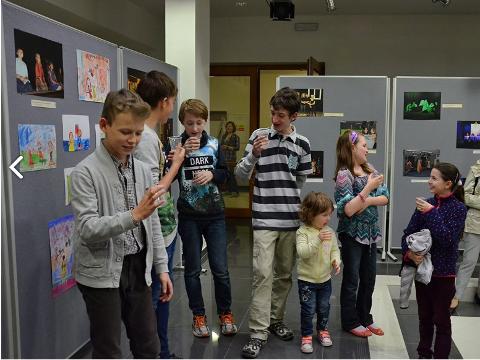 Vernisáž výstavy (Foto: www.ub.cz)