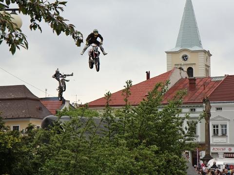 1. místo v kategorii nad 18 let - Jako ptáci (Foto: Lubomír Vrátník)