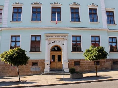 Gymnázium Valašské Klobouky (Foto: www.gymnazium-vk.cz)